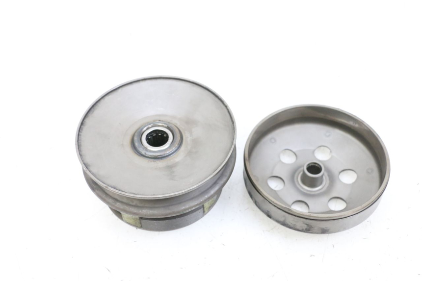 photo de CLUTCH PEUGEOT KISBEE 4T 50 (2010 - 2017)