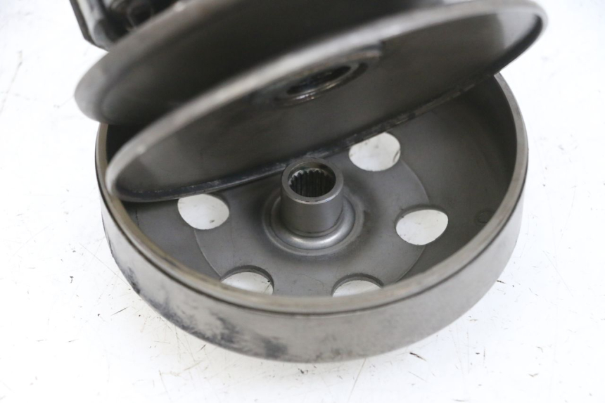 photo de CLUTCH PEUGEOT KISBEE 4T 50 (2010 - 2017)