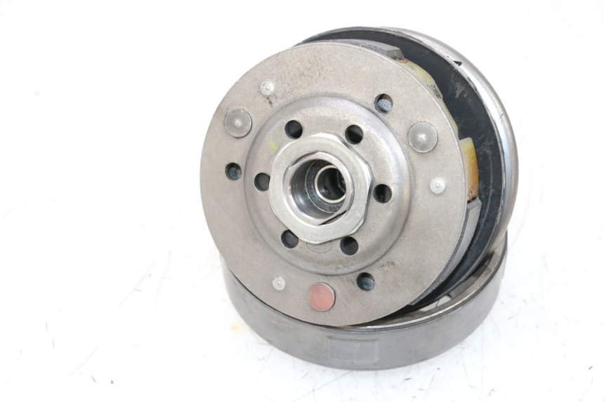 photo de CLUTCH PEUGEOT KISBEE 4T 50 (2018 - 2022) - Main view