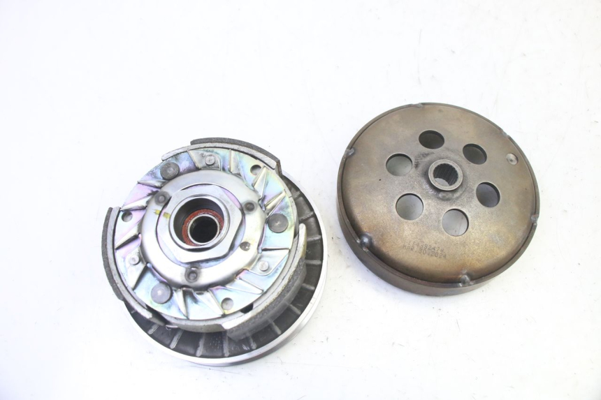 photo de CLUTCH PIAGGIO MP3 HPE 310 (2024 - 2025)