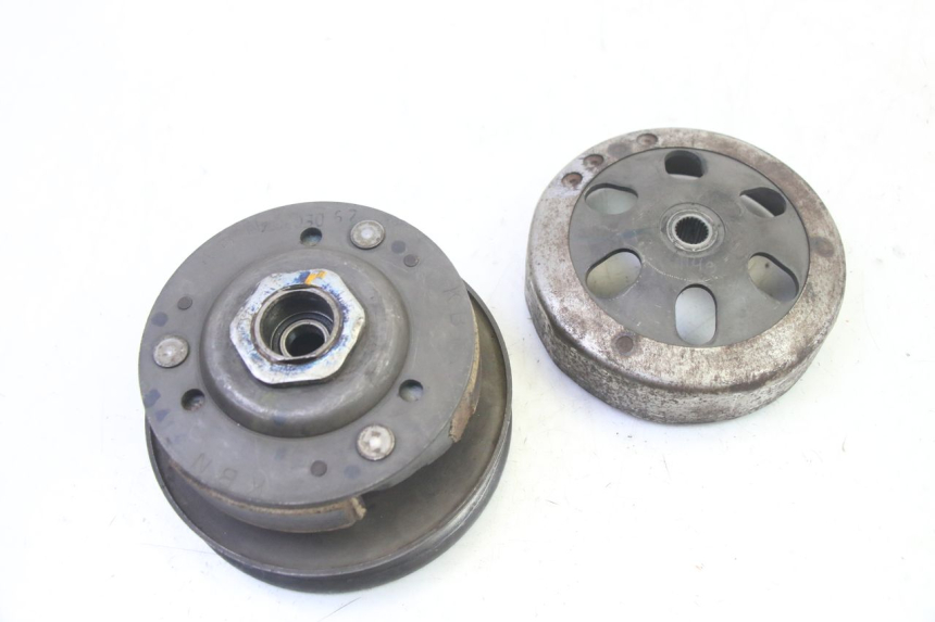 photo de CLUTCH HONDA SCV LEAD 100 (2003 - 2007)