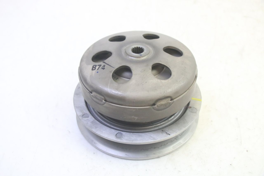 photo de CLUTCH YAMAHA TRICITY 300 (2020 - 2024) - Zoom on usage condition