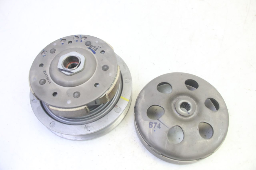 photo de CLUTCH YAMAHA TRICITY 300 (2020 - 2024) - Technical close-up