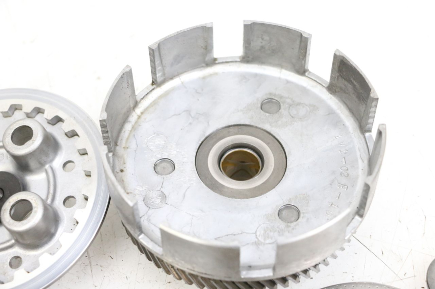 photo de CLUTCH YAMAHA TTR 125 (2000 - 2020) - Alternative angle