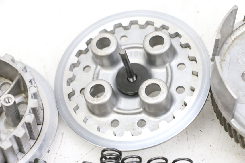 photo de CLUTCH YAMAHA TTR 125 (2000 - 2020) - Used quality zoom