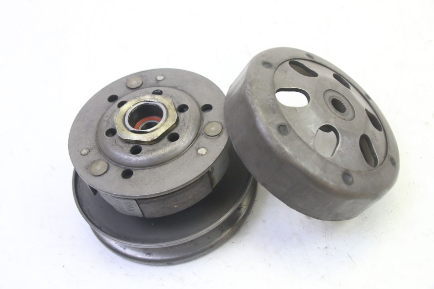 photo de CLUTCH PEUGEOT VIVACITY NEW 4T 50 (2008 - 2017)