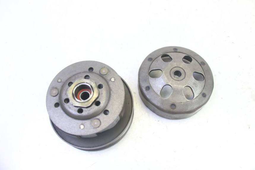 photo de CLUTCH PEUGEOT VIVACITY NEW 4T 50 (2008 - 2017)