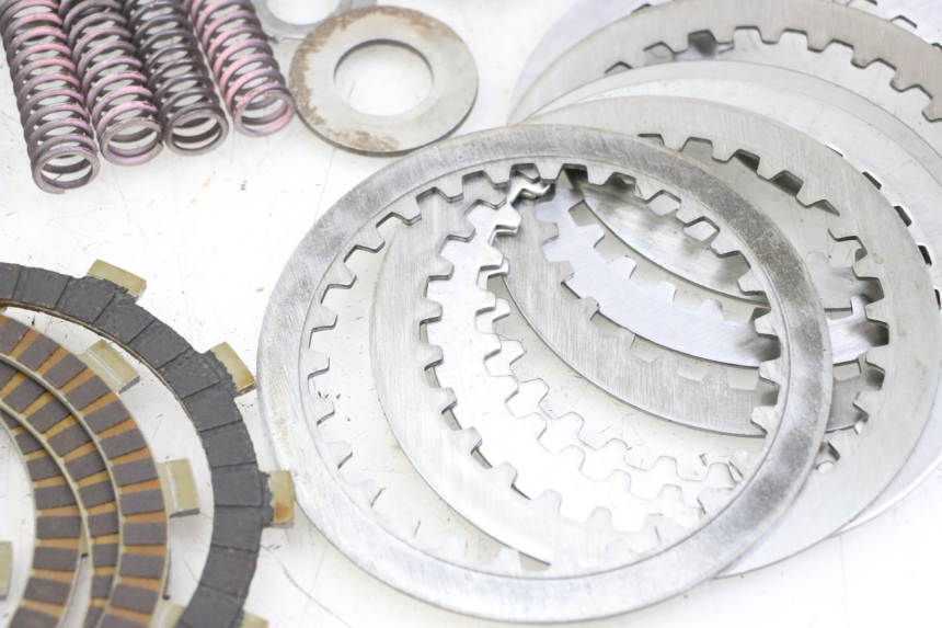 photo de CLUTCH YAMAHA FZ6 FAZER S2 600 (2007 - 2011)