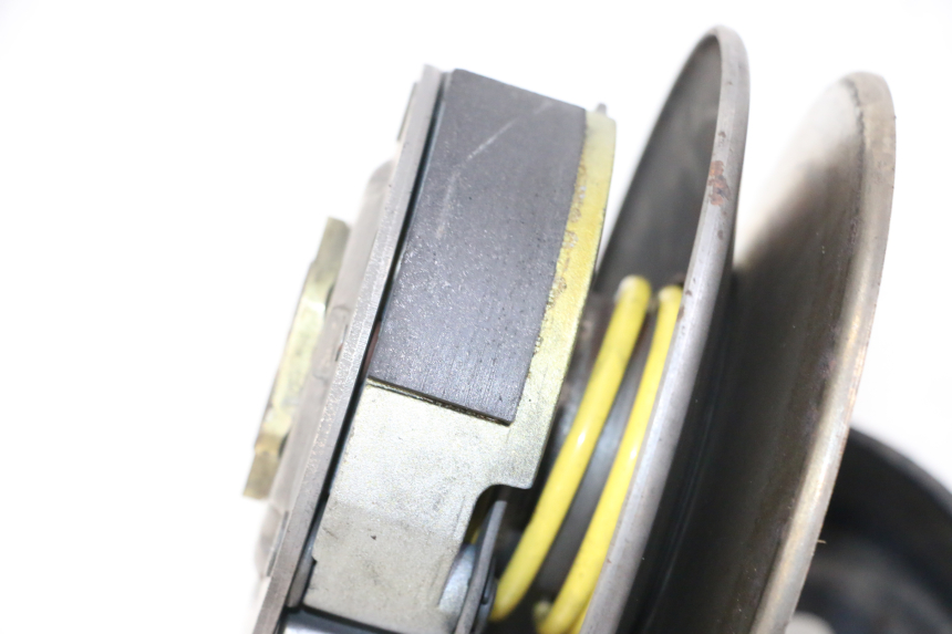photo de CLUTCH YAMAHA YP MAJESTY 125 (2002 - 2006)