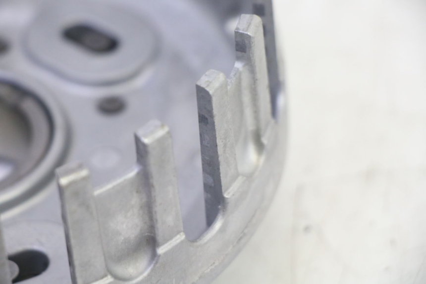 photo de CLUTCH KAWASAKI ZR 7 750 (1999 - 2001) - Alternative perspective