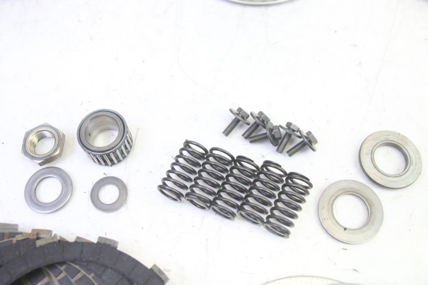 photo de CLUTCH KAWASAKI ZR 7 750 (1999 - 2001) - Markings and original references