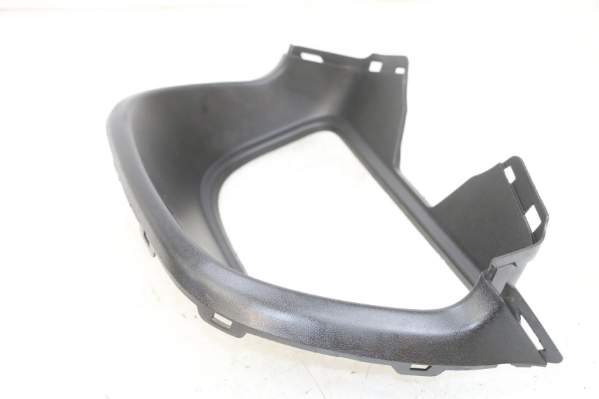 photo de SPEEDOMETER SURROUND SUZUKI BURGMAN 650 (2013 - 2020)