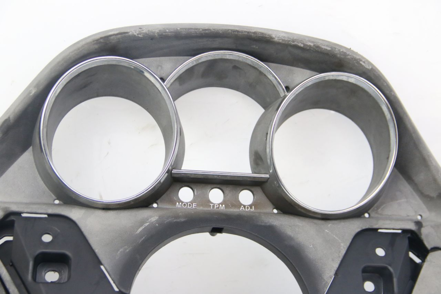 photo de SPEEDOMETER SURROUND KYMCO DINK STREET 125 (2009 - 2014)