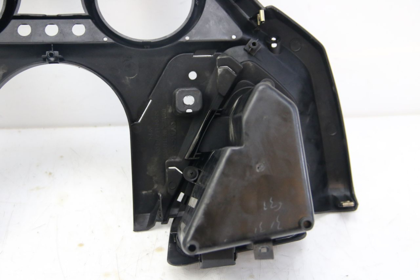 photo de SPEEDOMETER SURROUND KYMCO DINK STREET 125 (2009 - 2014)