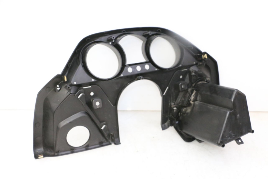 photo de SPEEDOMETER SURROUND KYMCO DINK STREET 125 (2009 - 2014)