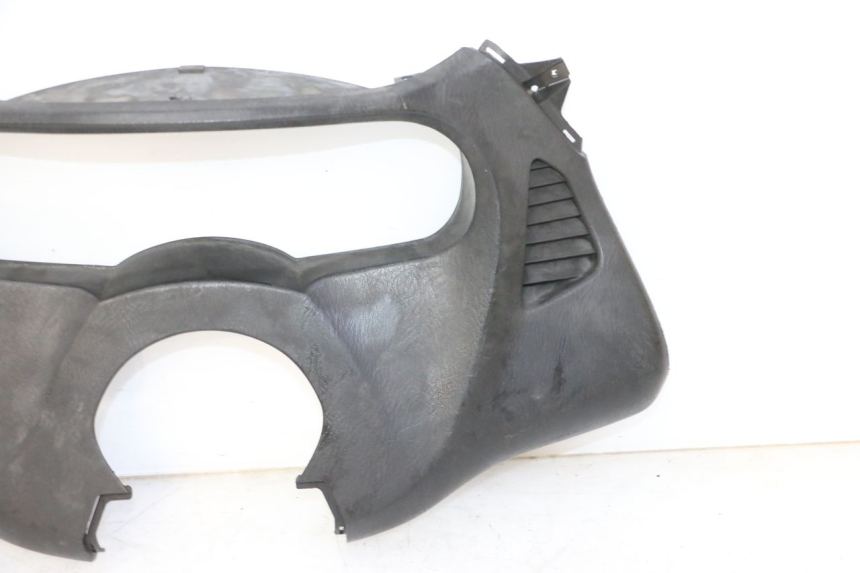 photo de SPEEDOMETER SURROUND HONDA FES S-WING SWING ABS 125 (2007 - 2015)