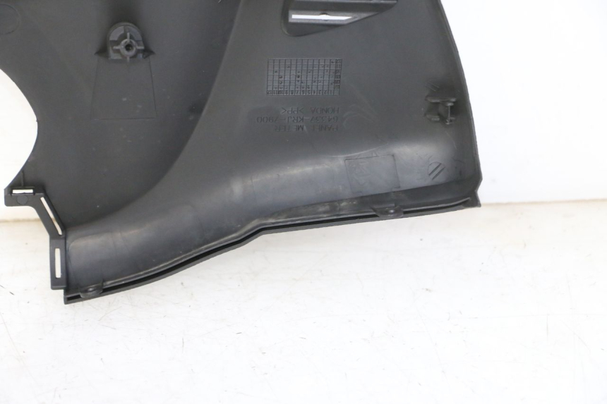 photo de SPEEDOMETER SURROUND HONDA FES S-WING SWING ABS 125 (2007 - 2015)