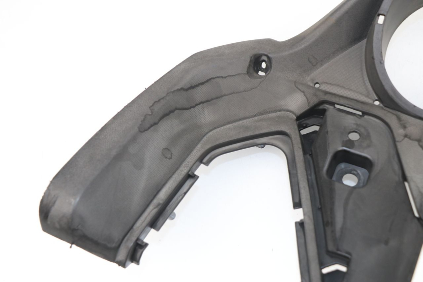 photo de SPEEDOMETER SURROUND KYMCO DINK STREET 125 (2009 - 2014)