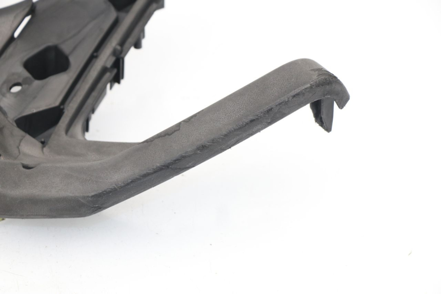 photo de SPEEDOMETER SURROUND KYMCO DINK STREET 125 (2009 - 2014)