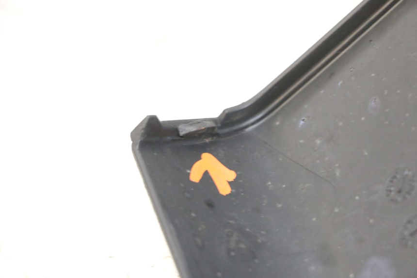 photo de SPEEDOMETER SURROUND PIAGGIO MP3 125 (2006 - 2014)