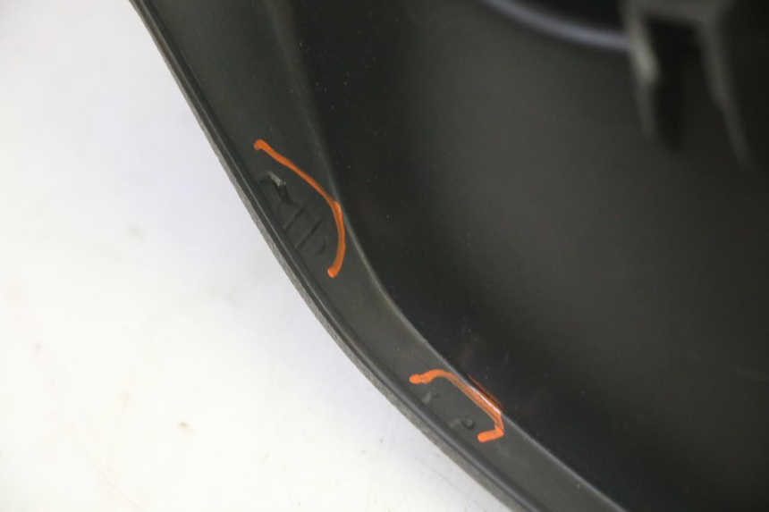 photo de SPEEDOMETER PANEL PIAGGIO MP3 RL 250 (2007 - 2010) - Surface and material condition