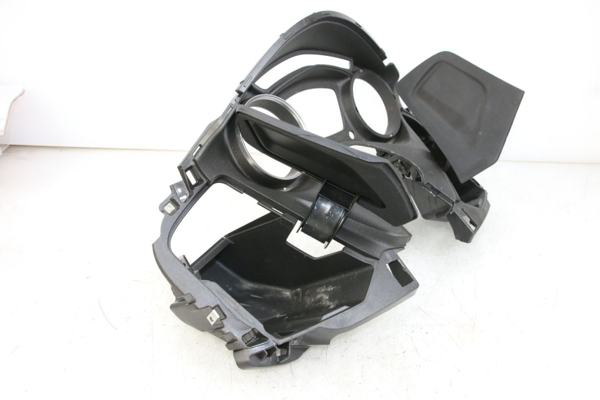 photo de SPEEDOMETER SURROUND PIAGGIO X10 125 (2012 - 2017)