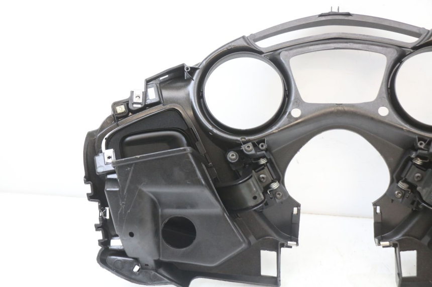 photo de SPEEDOMETER SURROUND PIAGGIO X10 125 (2012 - 2017)