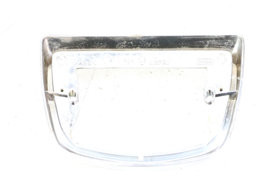photo de REAR LIGHT SURROUND PIAGGIO VESPA LX 2T 50 (2005 - 2013)