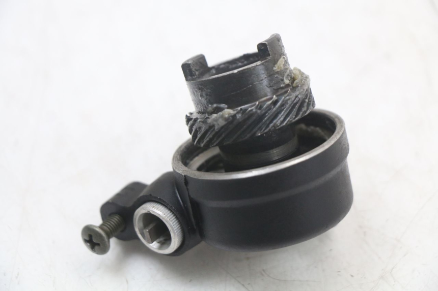 photo de SPEEDOMETER DRIVE SYM CROX 4T 50 (2016 - 2023) - Alternative perspective