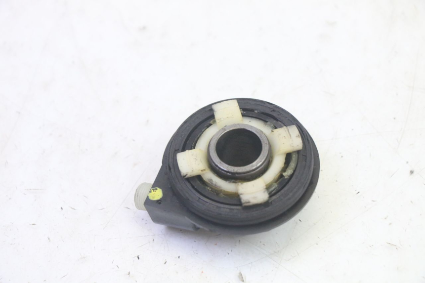 photo de SPEEDOMETER DRIVE SUZUKI GSF N BANDIT 600 (1996 - 1999) - Alternative perspective