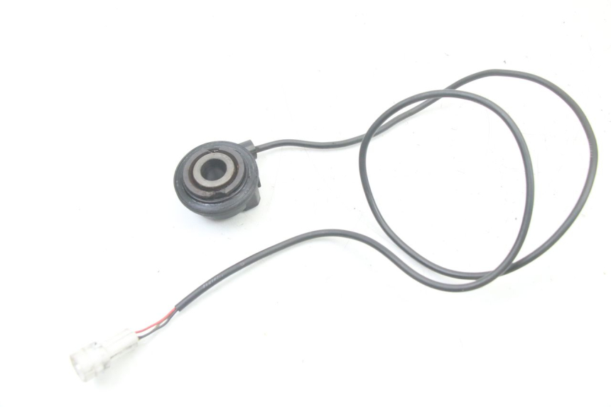 photo de SPEEDOMETER DRIVE YAMAHA FZS FAZER 600 (2001 - 2003)