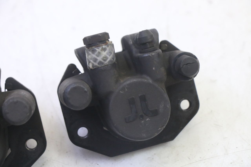 photo de REAR BRAKE CALIPER QUADRO 4 4D 350 (2015 - 2018)