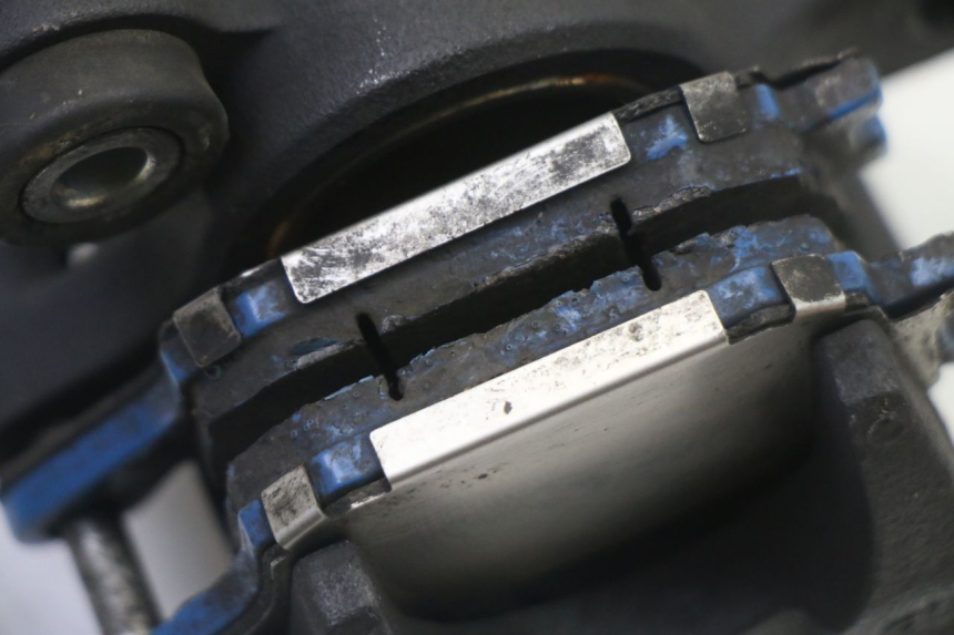photo de REAR BRAKE CALIPER SUZUKI GSR 750 (2011 - 2017)