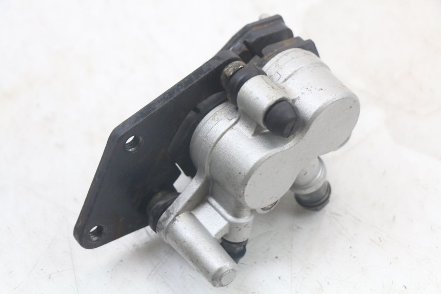 photo de REAR BRAKE CALIPER JONWAY AZTRAL 125 (2008 - 2017)