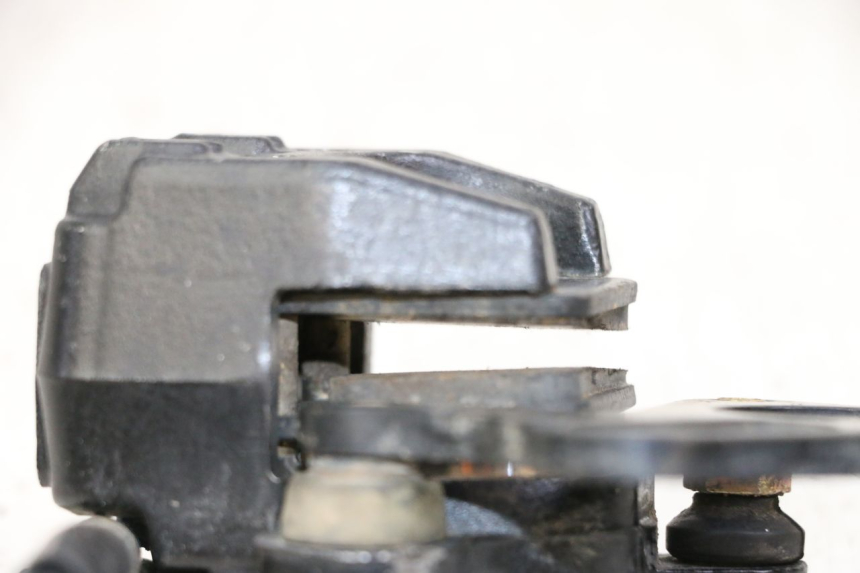 photo de REAR BRAKE CALIPER APOLLO RFZ 125