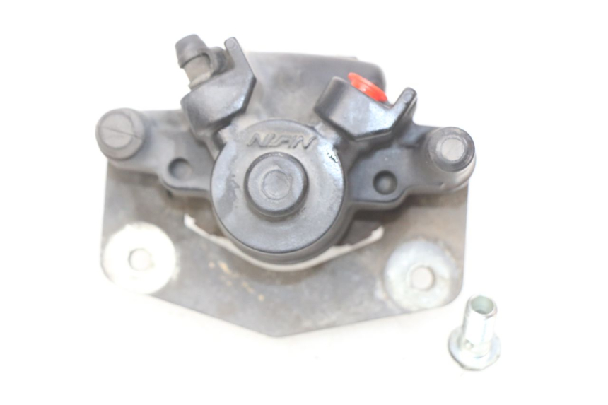 photo de REAR BRAKE CALIPER SUZUKI SIXTEEN 125 (2008 - 2010)
