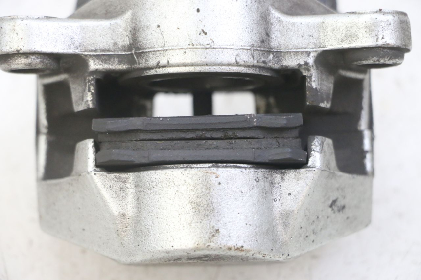 photo de REAR BRAKE CALIPER YAMAHA X-MAX XMAX 125 (2010 - 2014)