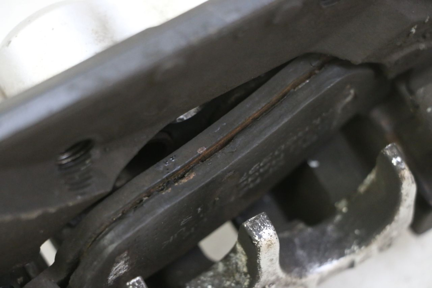 photo de REAR BRAKE CALIPER YAMAHA X-MAX XMAX 250 (2006 - 2009)