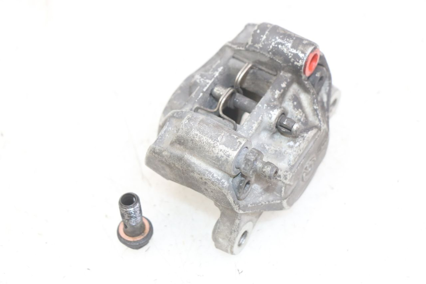 photo de REAR BRAKE CALIPER YAMAHA YP MAJESTY 125 (1998 - 2001)