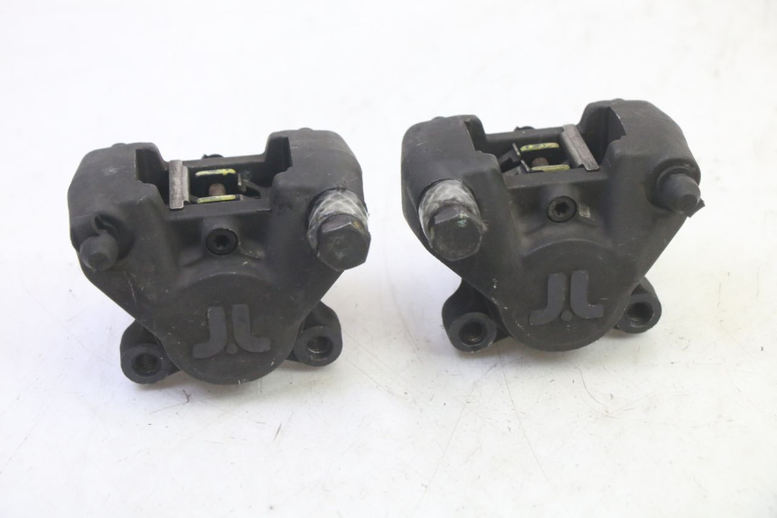 photo de FRONT BRAKE CALIPER QUADRO 4 4D 350 (2015 - 2018)