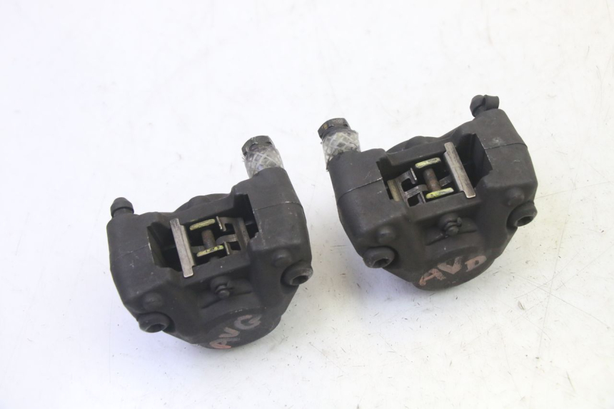 photo de FRONT BRAKE CALIPER QUADRO 4 4D 350 (2015 - 2018)