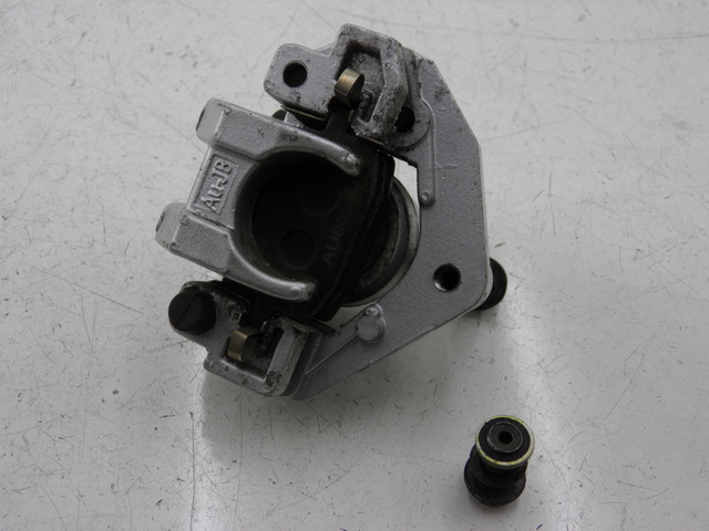 photo de FRONT BRAKE CALIPER BAOTIAN BT COLLECTOR 50 (2005 - 2013)