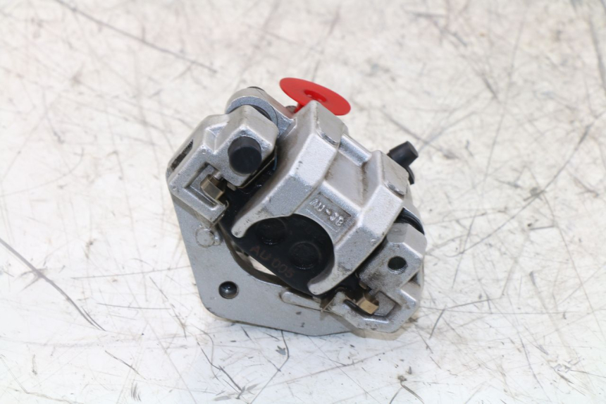 photo de FRONT BRAKE CALIPER BAOTIAN BT COLLECTOR 50 (2005 - 2013)