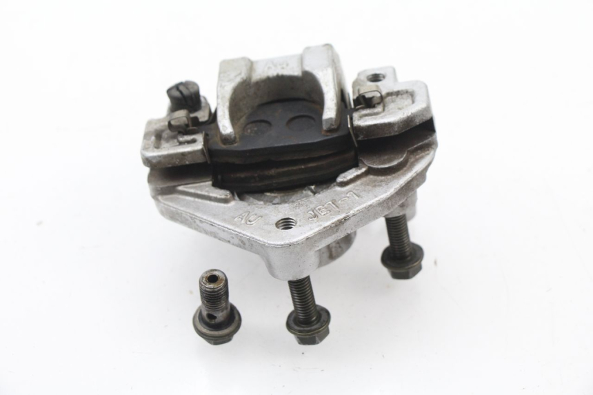 photo de FRONT BRAKE CALIPER BAOTIAN TRAVEL SPIRIT 50 (2010 - 2012)