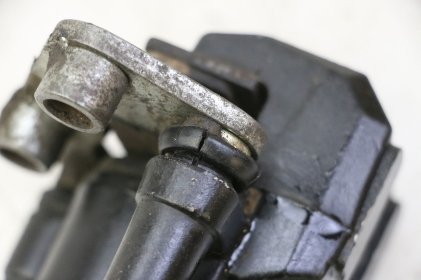 photo de FRONT BRAKE CALIPER CCR DIRT BIKE 125