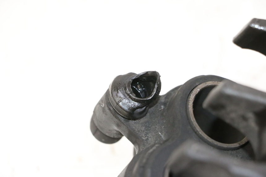 photo de FRONT BRAKE CALIPER HONDA FES S-WING SWING ABS 125 (2007 - 2015)