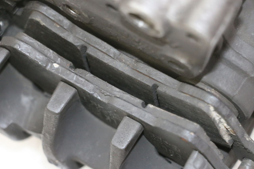 photo de FRONT BRAKE CALIPER HONDA FES S-WING SWING ABS 125 (2007 - 2015)