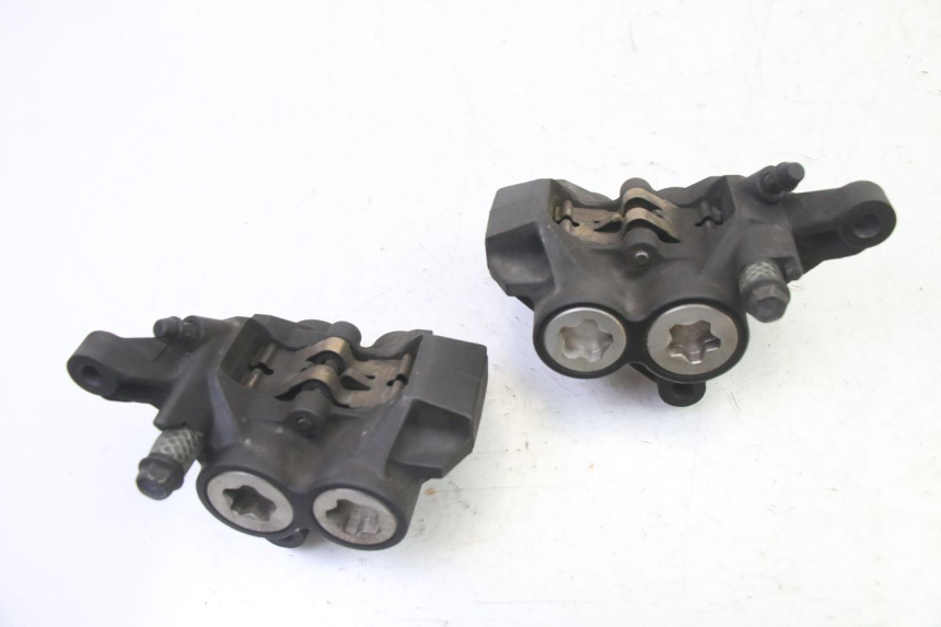 photo de FRONT BRAKE CALIPER YAMAHA FZ6 FAZER S2 600 (2007 - 2011)