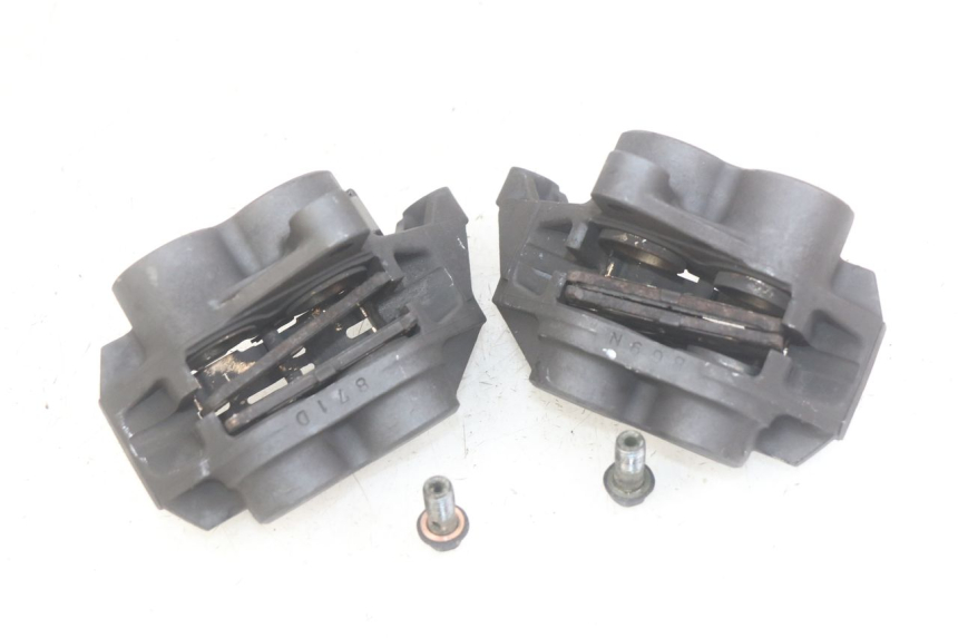 photo de FRONT BRAKE CALIPER YAMAHA FZS FAZER 600 (1998 - 2001)