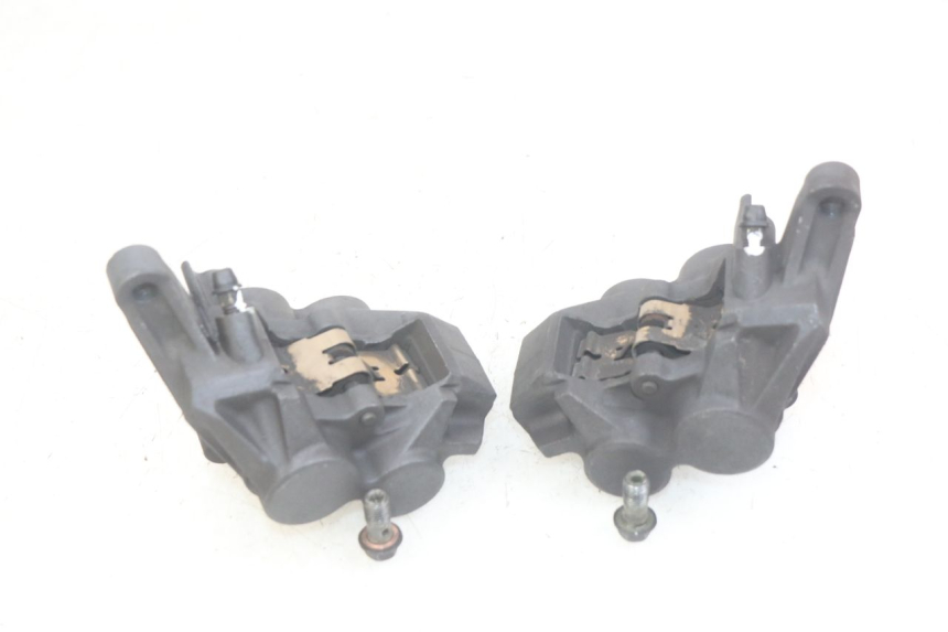 photo de FRONT BRAKE CALIPER YAMAHA FZS FAZER 600 (1998 - 2001)